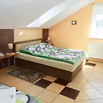 Mewa Bed & Breakfast