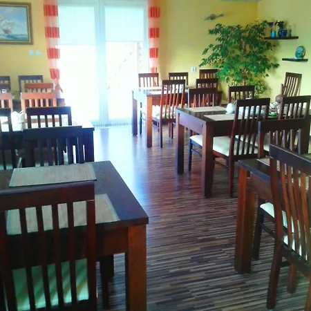 Mewa Bed & Breakfast 3*