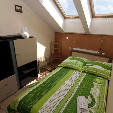 ベッド・アンド・ブレックファスト Mewa 3*